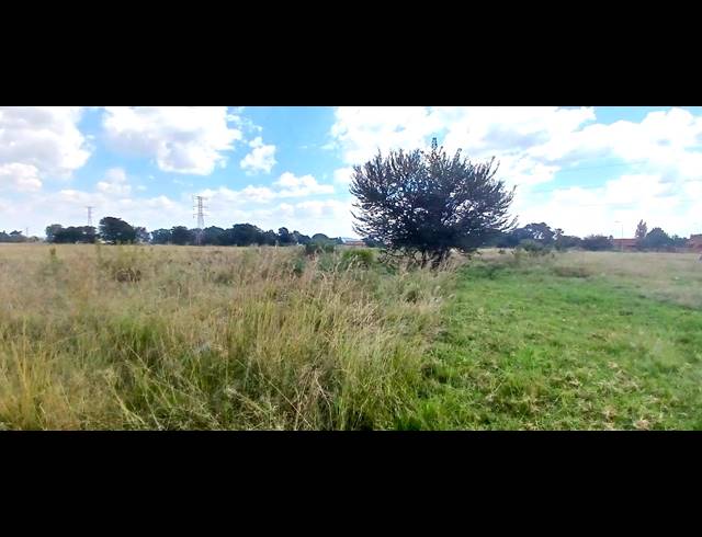 13,843M² VACANT LAND FOR SALE IN RIVERSDALE